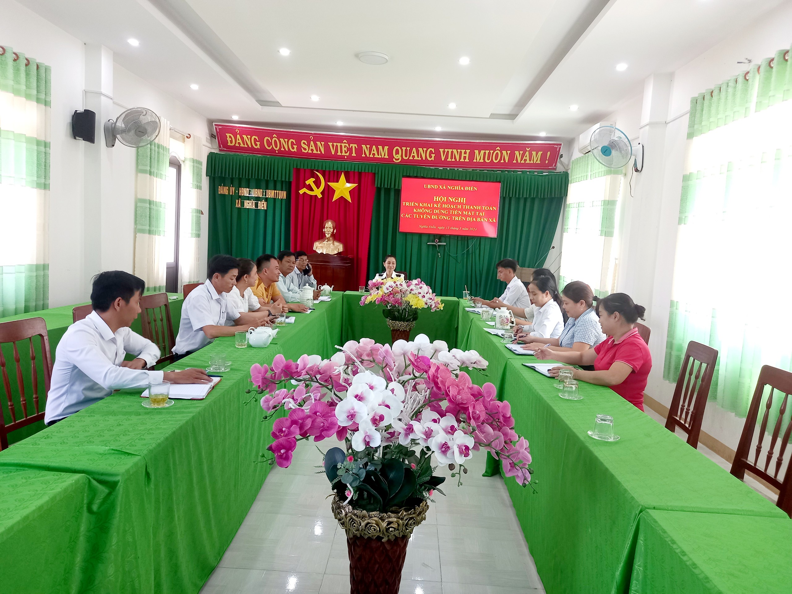 Hội nghị triển khai Kế hoạch Thanh toán không dùng tiền mặt tại các tuyến đường trên địa bàn xã Nghĩa Điền